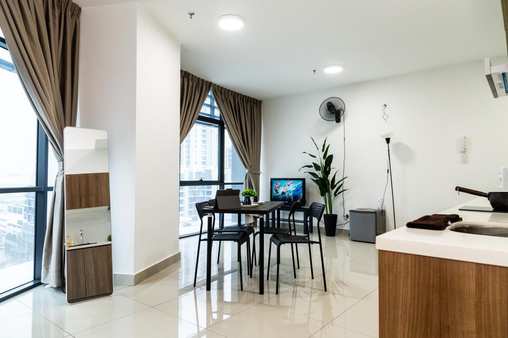 Studio Units At Pacific Tower Near Jaya One By Comfyasia Petaling Jaya Extérieur photo