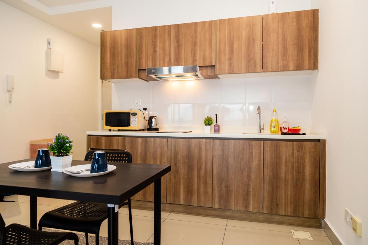 Studio Units At Pacific Tower Near Jaya One By Comfyasia Petaling Jaya Extérieur photo