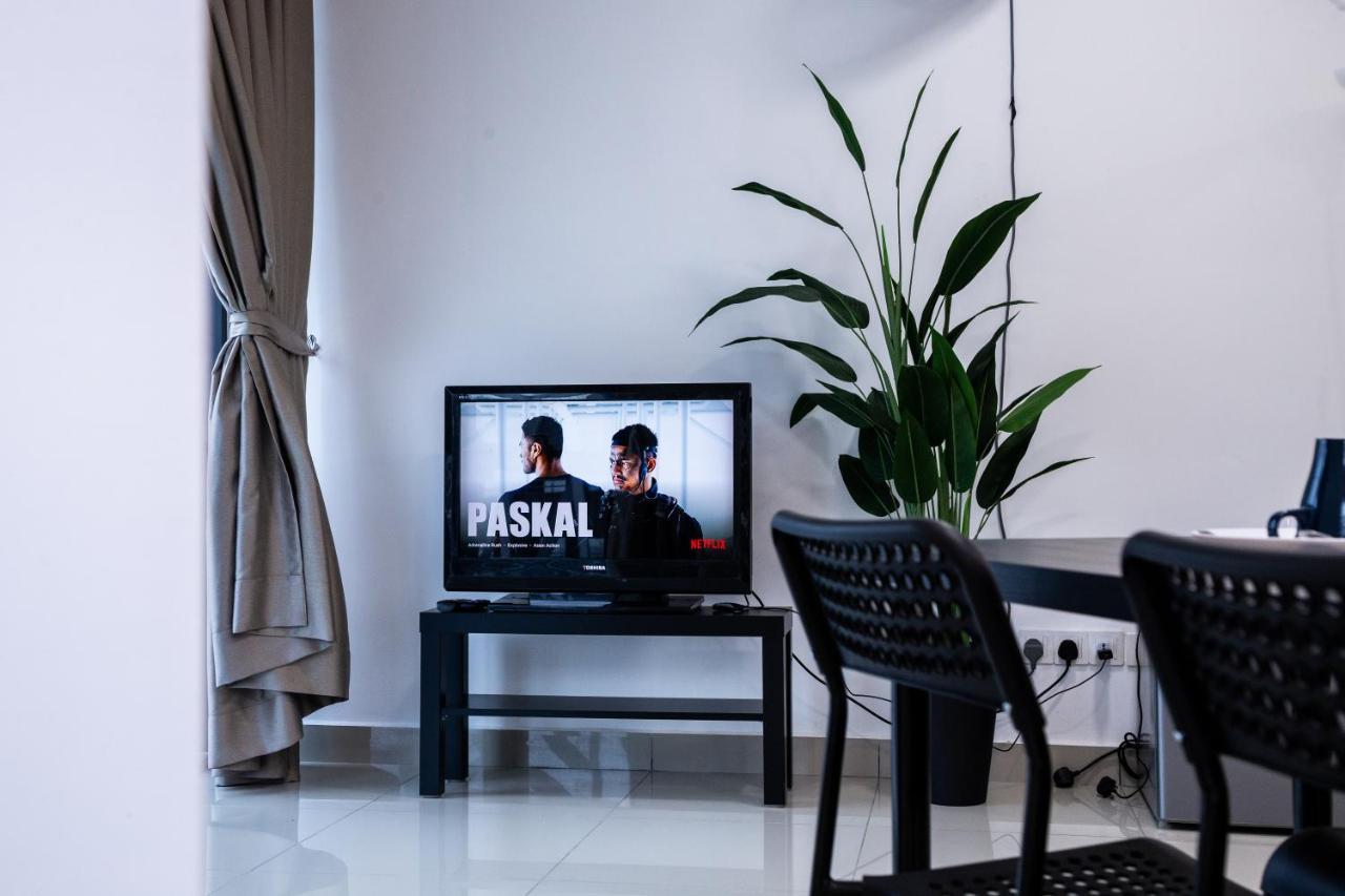 Studio Units At Pacific Tower Near Jaya One By Comfyasia Petaling Jaya Extérieur photo