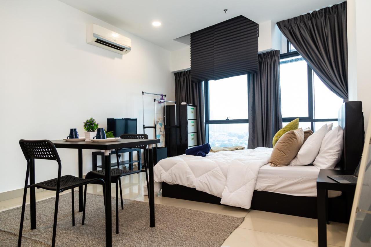 Studio Units At Pacific Tower Near Jaya One By Comfyasia Petaling Jaya Extérieur photo