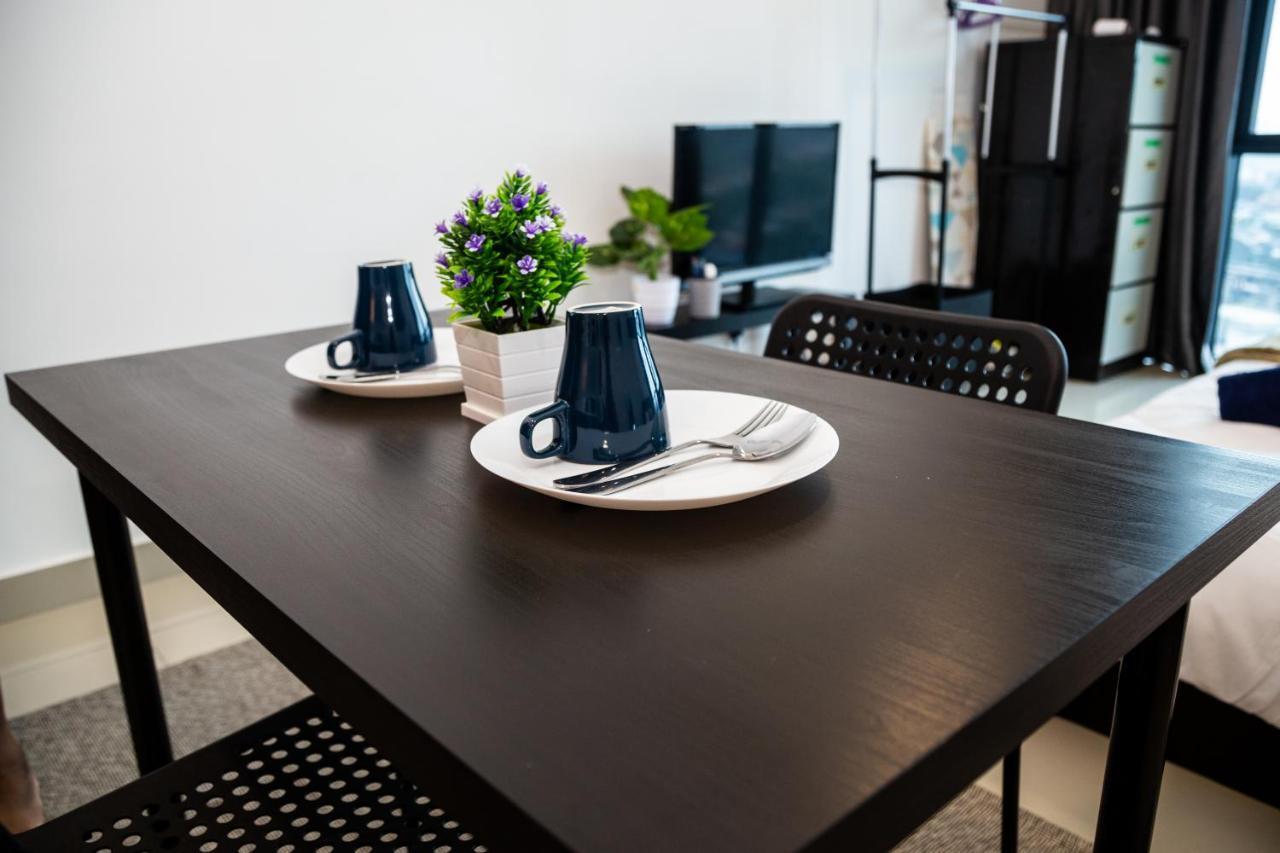Studio Units At Pacific Tower Near Jaya One By Comfyasia Petaling Jaya Extérieur photo