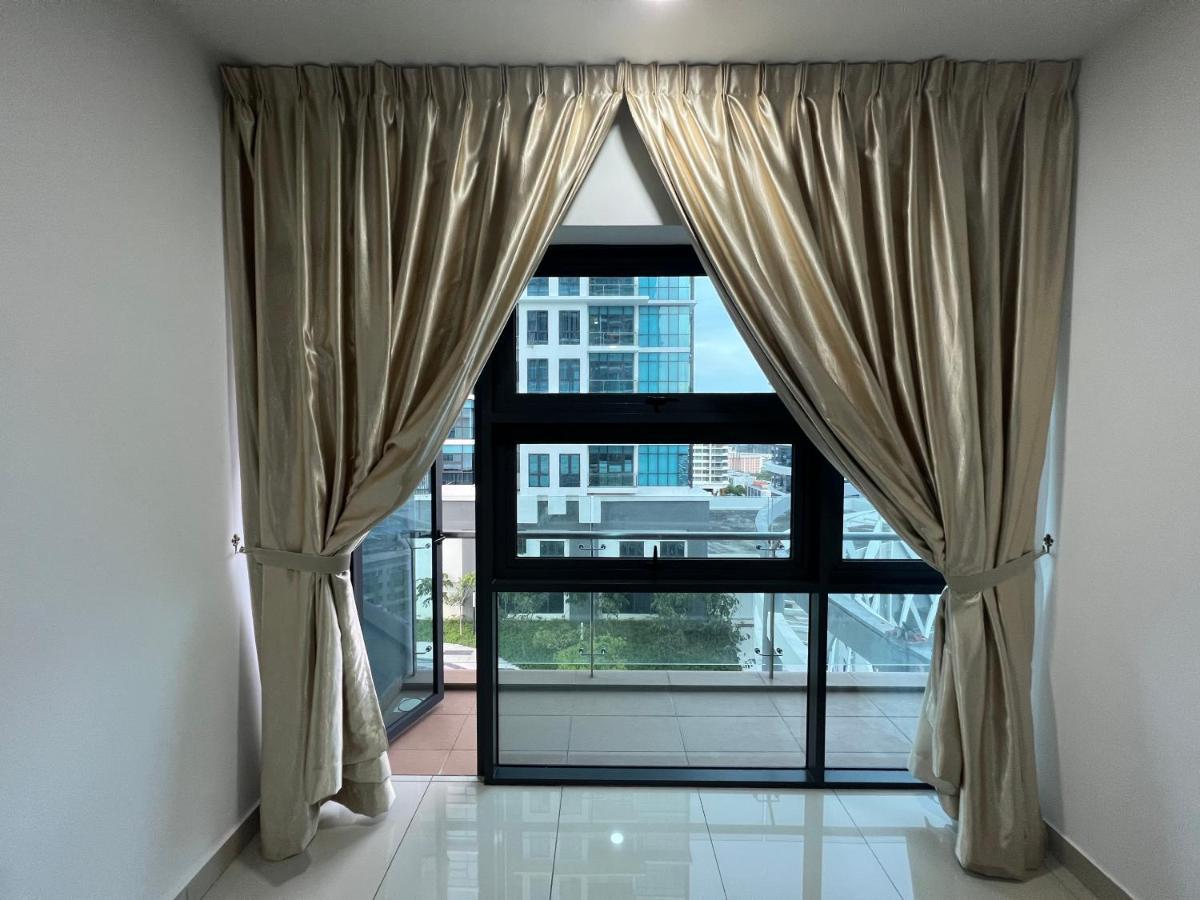 Studio Units At Pacific Tower Near Jaya One By Comfyasia Petaling Jaya Extérieur photo