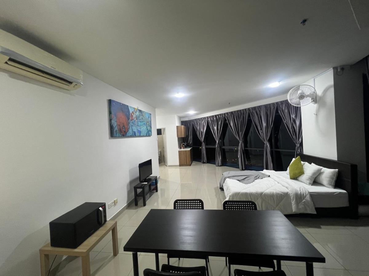 Studio Units At Pacific Tower Near Jaya One By Comfyasia Petaling Jaya Extérieur photo
