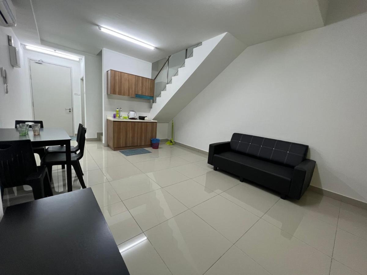Studio Units At Pacific Tower Near Jaya One By Comfyasia Petaling Jaya Extérieur photo
